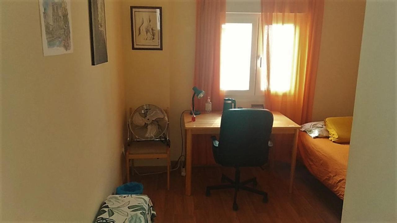 4 Estaciones Bnb Sevilla Buitenkant foto